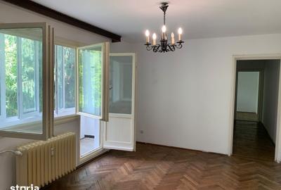 Apartament cu 3 camere semidecomandat în Berceni - 11