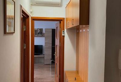 Apartament cu 2 camere, mobilat în Central
