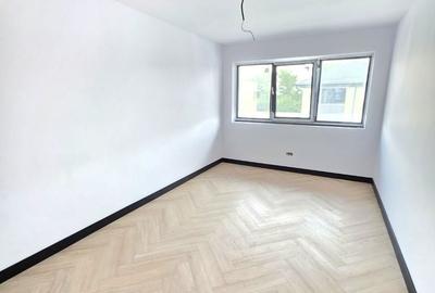 Casă cu 4 camere cu Teren 500 Mp în Central - 4