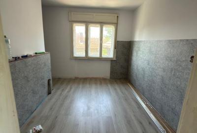 Casă cu 3 camere în Central