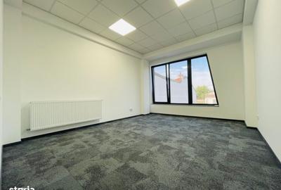 Spațiu comercial, de 20 mp, în Ultracentral - 8