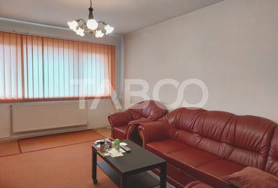 Apartament cu 2 camere decomandat, mobilat în Mihai Viteazul