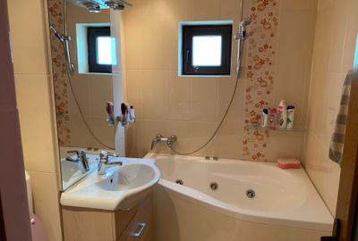 Apartament cu 2 camere decomandat în Fălticeni - 6