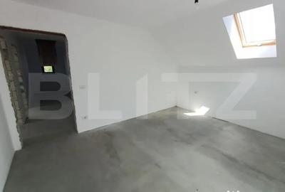 Casă cu 4 camere cu Teren 1000 Mp în Central - 2