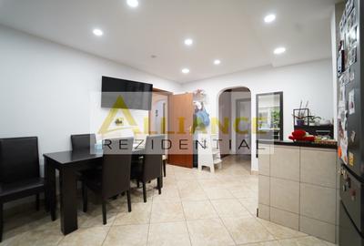 Apartament cu 3 camere decomandat, mobilat în Vitan