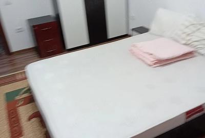 Apartament cu 2 camere decomandat în Gara