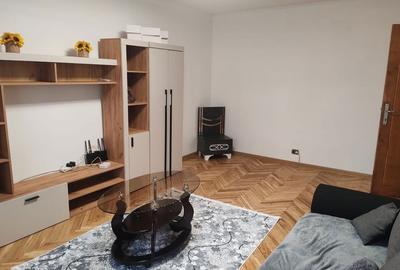 Apartament cu 2 camere decomandat în Șcheia