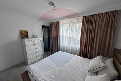 Casă cu 6 camere cu Teren 7661 Mp în Cheia - 13