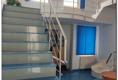 Casă cu 10 camere cu Canalizare în Sud - 3