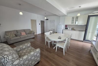 Apartament cu 2 camere, mobilat în Central
