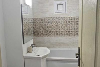 Apartament cu 2 camere decomandat în Faleză