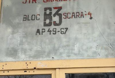 Apartament cu 2 camere decomandat în Berceni - 1