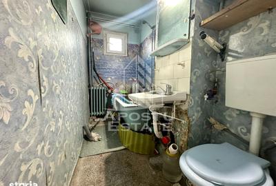 Apartament cu 3 camere semidecomandat în Soarelui
