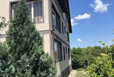 Casă cu 4 camere în Central - 4