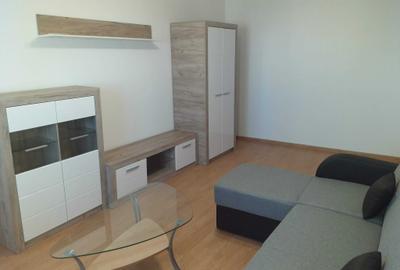 Apartament cu 2 camere semidecomandat în Titan