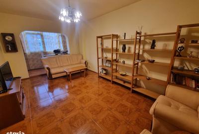Apartament cu 2 camere decomandat în Republicii - 5