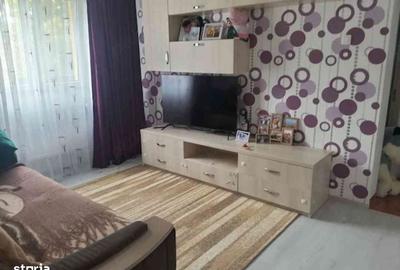 Apartament cu 3 camere în Trivale