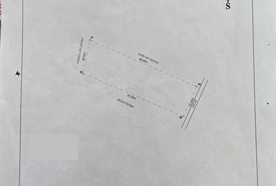 Teren de 2200 mp, în Crihan