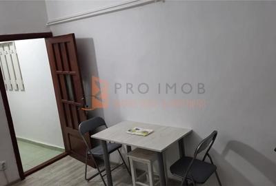 Garsonieră decomandată, mobilată în Broșteni - 6