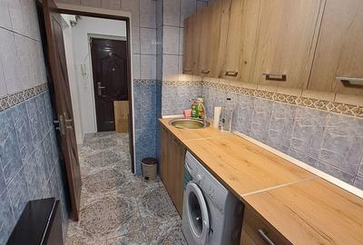 Garsonieră decomandată, mobilată în Vitan - 8
