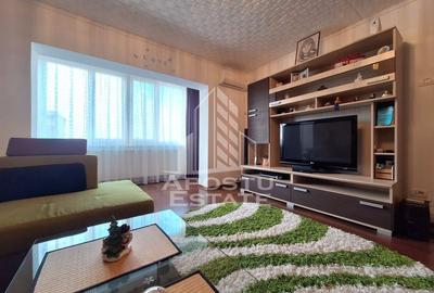 Apartament cu 3 camere decomandat în Boul Roșu - 3