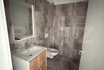 Apartament cu 3 camere în Craiovița Nouă - 2