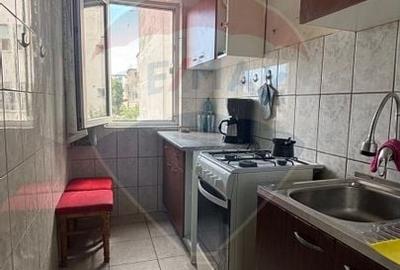 Apartament cu 3 camere semidecomandat în Central - 6
