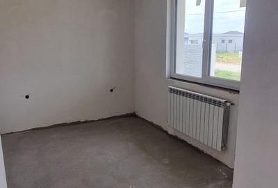 Casă cu 4 camere în Sântandrei - 5