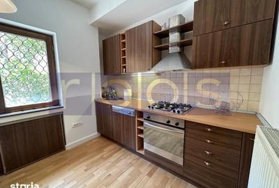 Apartament cu 3 camere în Primăverii