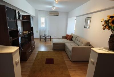 Apartament cu 3 camere decomandat, mobilat în Parcul Circului