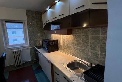 Apartament cu 2 camere semidecomandat în Grigorescu