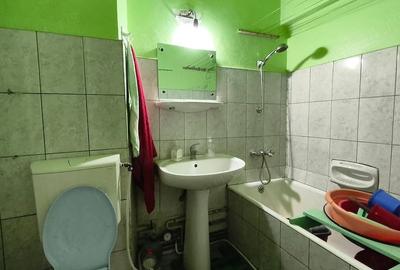 Apartament cu 2 camere decomandat în Gojdu