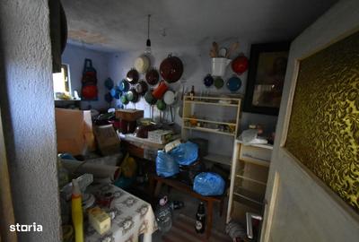 Casă cu 3 camere cu Teren 1500 Mp în Sava