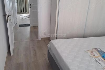 Apartament cu 3 camere semidecomandat, mobilat în Sebastian - 8