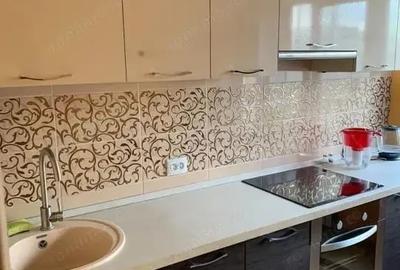 Apartament cu 2 camere decomandat în Complex Studențesc