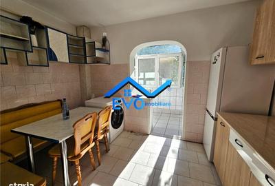 Apartament cu 3 camere decomandat în Nicolina - 10