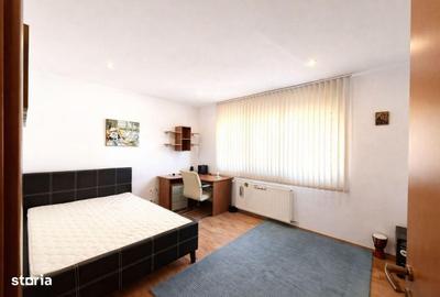 Casă cu 5 camere cu Teren 800 Mp în Ferme - 2