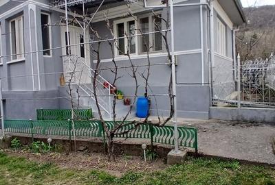 Casă cu 3 camere în Bădeni - 11
