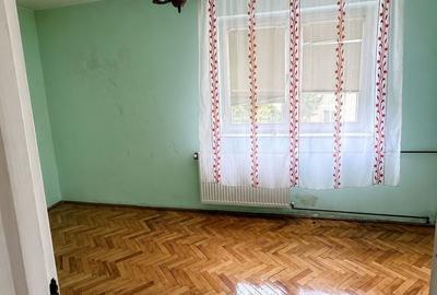 Apartament cu 2 camere nedecomandat în Girocului - 3