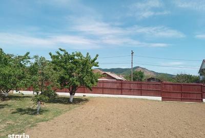 Casă cu 2 camere cu Teren 650 Mp în Central - 3