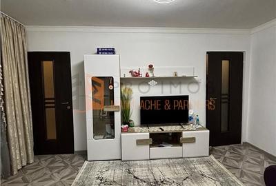 Apartament cu 2 camere semidecomandat în Micro 14