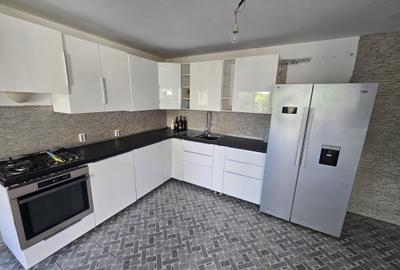Casă cu 2 camere în Tărtășești