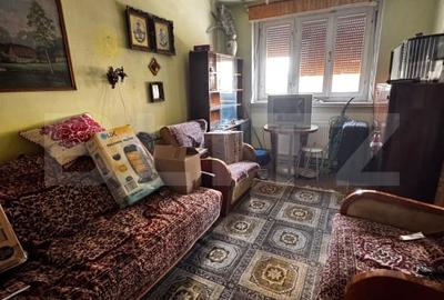 Apartament cu 2 camere decomandat, mobilat în Central
