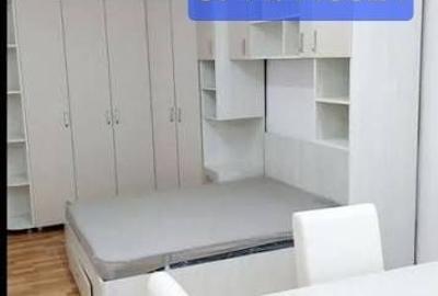 Garsonieră decomandată în Central