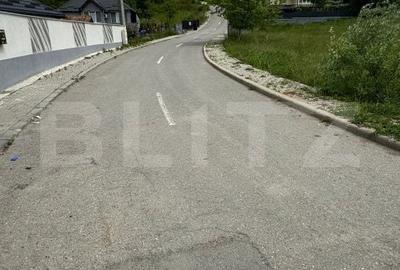 Teren de 2900 mp, în Central - 4