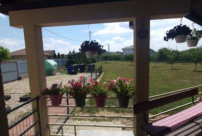 Casă cu 3 camere în Vetiș - 1