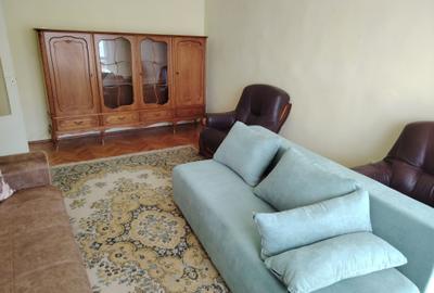 Apartament cu 2 camere decomandat în Cetate