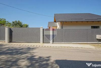 Casă cu 3 camere cu Teren 426 Mp în Tărlungeni