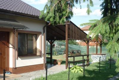Casă cu Teren 760 Mp în Grădiște - 2