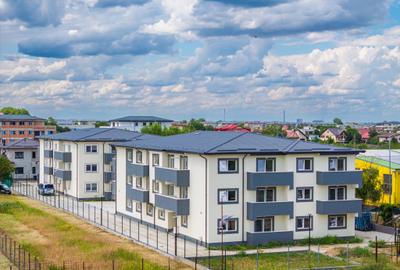 Apartament cu 3 camere decomandat în Central - 1